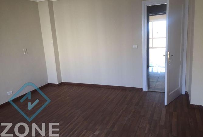 8440580 - Property Image 3