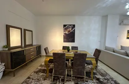 شقة - 3 غرف نوم - 3 حمامات للايجار في فيفث سكوير - التجمع الخامس - مدينة القاهرة الجديدة - القاهرة