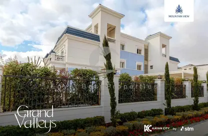 Villa - 5 Bedrooms - 5 Bathrooms for sale in Mountain View Hyde Park - 5th Settlement Compounds - The 5th Settlement - New Cairo City - Cairo