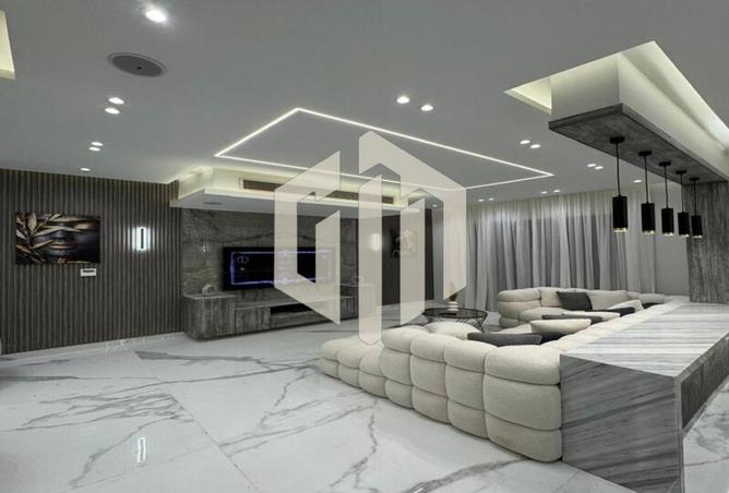 8074111 - Property Image 3