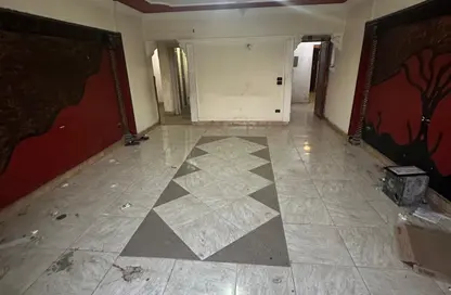 Apartment - 3 Bedrooms - 2 Bathrooms for sale in New Maadi - Hay El Maadi - Cairo