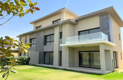Villa - 6 Bedrooms - 6 Bathrooms for sale in Swan Lake Residence - 5th Settlement Compounds - The 5th Settlement - New Cairo City - Cairo