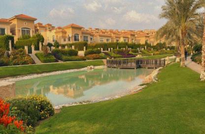 Villa - 5 Bedrooms - 4 Bathrooms for sale in Stone Park - 5th Settlement Compounds - The 5th Settlement - New Cairo City - Cairo