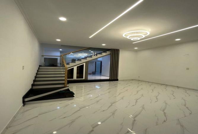 7994539 - Property Main Image