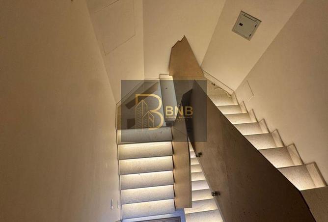 8330068 - صورة العقار 2