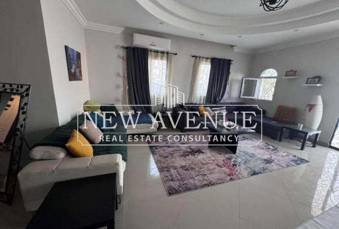 8040656 - Property Image 3