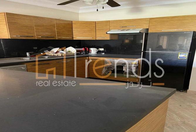 8136600 - Property Image 2