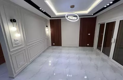 Apartment - 3 Bedrooms - 3 Bathrooms for sale in Riad Al Sonbati St. - Rehab City Third Phase - Al Rehab - New Cairo City - Cairo