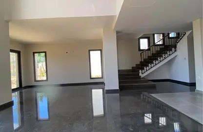 فيلا - 4 غرف نوم - 5 حمامات للبيع في أو ويست - كمبوندات 6 أكتوبر - مدينة 6 أكتوبر - الجيزة