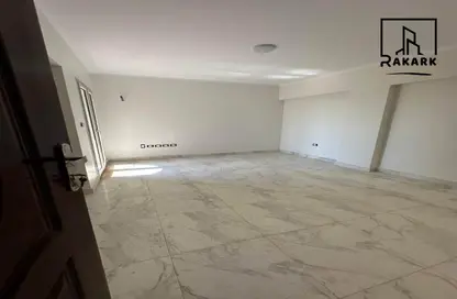 Office Space - Studio - 2 Bathrooms for rent in Salah Salem St. - Roxy - Heliopolis - Masr El Gedida - Cairo