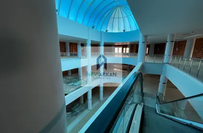 Retail - Studio - 2 Bathrooms for rent in 16th District - Sheikh Zayed City - Giza