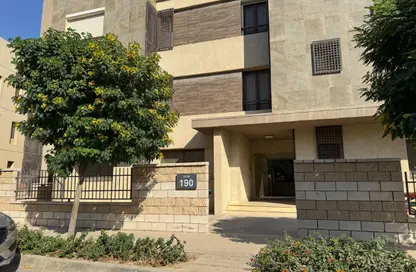 شقة - 2 غرف نوم - 2 حمامات للبيع في بيراميدز هايتس - طريق مصر اسكندرية الصحراوي - مدينة 6 أكتوبر - الجيزة