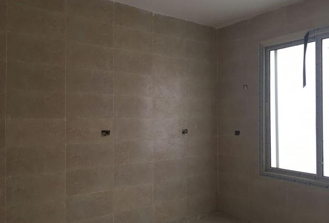 8260257 - Property Image 2