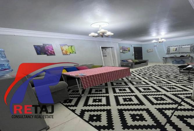 8389155 - Property Image 3