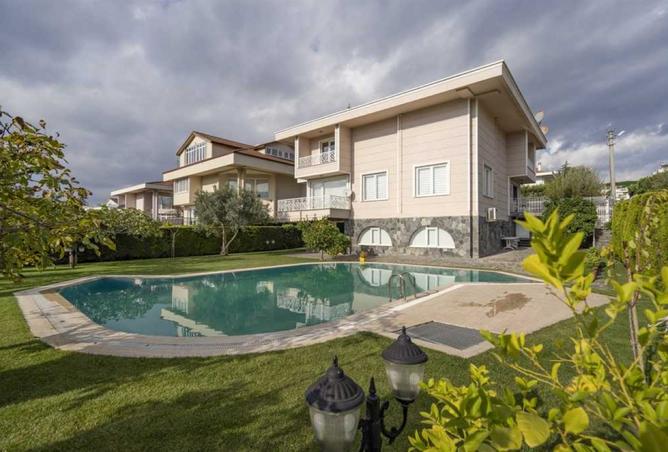 8174900 - Property Main Image