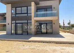 Villa - 5 bedrooms for للبيع in Swan Lake - Qesm Ad Dabaah - North Coast
