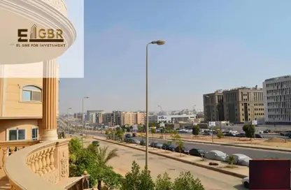 Villa - 7+ Bedrooms - 7+ Bathrooms for rent in V90 - North Teseen St. - The 5th Settlement - New Cairo City - Cairo