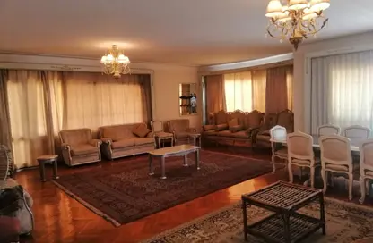Apartment - 3 Bedrooms - 2 Bathrooms for rent in Abdel Salam Aref St. - Laurent - Hay Sharq - Alexandria Apartment - 3 Bedrooms - 2 Bathrooms for rent in Abdel Salam Aref St. - Laurent - Hay Sharq - Alexandria