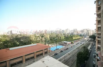 شقة - 4 غرف نوم - 2 حمامات للبيع في سبورتنج - حي شرق - الاسكندرية