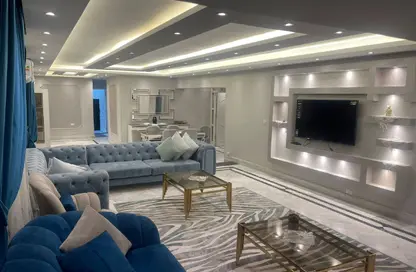 شقة - 3 غرف نوم - 3 حمامات للبيع في شارع سوريا - المهندسين - الجيزة