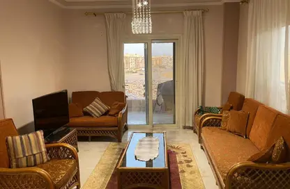 Apartment - 2 Bedrooms - 1 Bathroom for rent in South Lotus - El Lotus - New Cairo City - Cairo