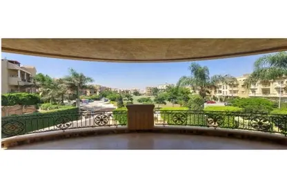 Villa - 4 Bedrooms - 3 Bathrooms for sale in Area B - Ganoob El Acadimia - New Cairo City - Cairo