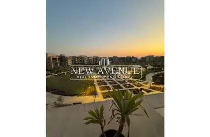 (بنتهاوس  (روف - 4 غرف نوم - 3 حمامات للبيع في نيو جيزة - طريق مصر اسكندرية الصحراوي - مدينة 6 أكتوبر - الجيزة