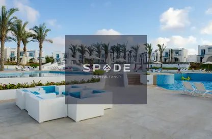 Chalet - 3 Bedrooms - 2 Bathrooms for rent in Mountain View - Ras Al Hekma - North Coast
