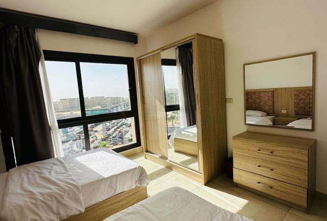 8192371 - Property Image 2