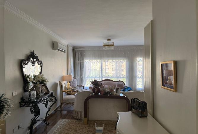 8223672 - Property Image 2