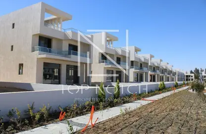 Townhouse - 3 Bedrooms - 3 Bathrooms for sale in Lake West - Sheikh Zayed Compounds - Sheikh Zayed City - Giza