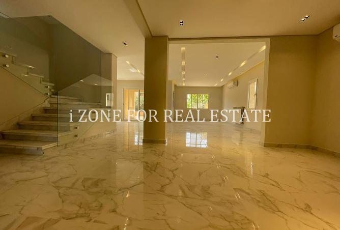 8009425 - Property Image 2