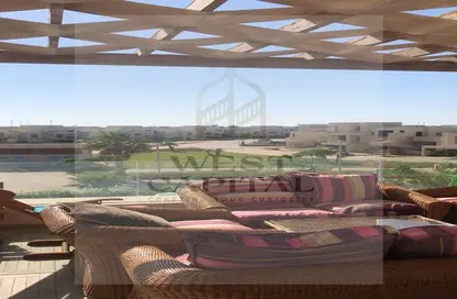 شاليه - 4 غرف نوم - 5 حمامات للبيع في هاسييندا باي - سيدي عبد الرحمن - الساحل الشمالي