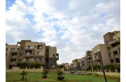Apartment - 2 Bedrooms - 2 Bathrooms for sale in Palm Hills Village Gate - South Investors Area - New Cairo City - Cairo