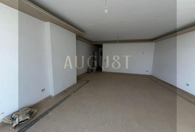 8275772 - صورة العقار 2