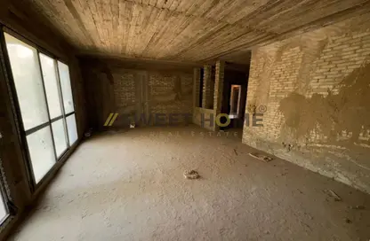 Duplex - 3 Bedrooms - 3 Bathrooms for sale in Eastown - 5th Settlement Compounds - The 5th Settlement - New Cairo City - Cairo