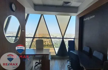 Office Space - Studio - 1 Bathroom for sale in Cairo Business Plaza - North Teseen St. - The 5th Settlement - New Cairo City - Cairo