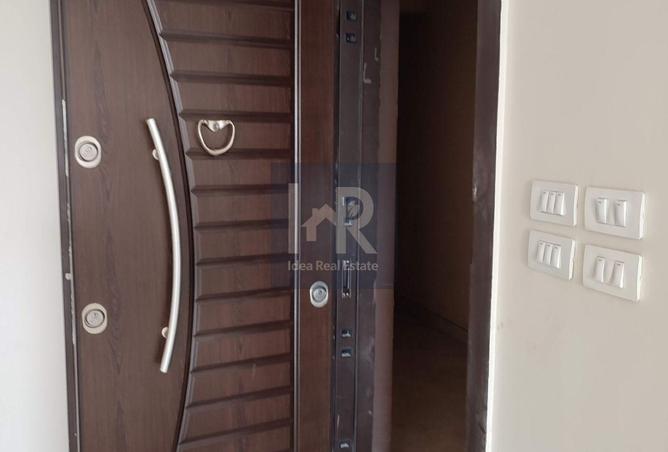 8493811 - Property Image 2