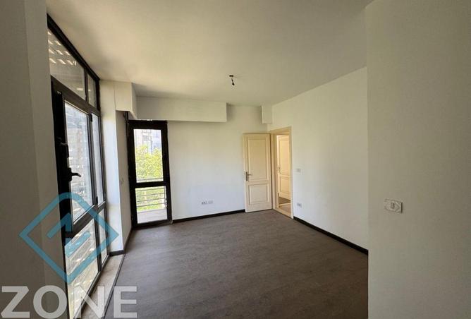 8121300 - Property Main Image