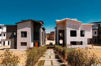 Villa - 3 Bedrooms - 3 Bathrooms for sale in Creek Town - The 1st Settlement - New Cairo City - Cairo