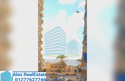 Apartment - 3 Bedrooms - 1 Bathroom for rent in Al Gomrok Al Kadem St. - El Anfoshy - Hay El Gomrok - Alexandria