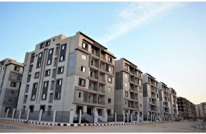 Apartment - 3 Bedrooms - 3 Bathrooms for sale in Ard Gameyet Al Mostasmereen - Hadayek October - 6 October City - Giza