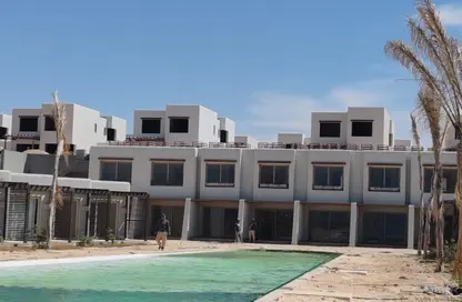 Chalet - 2 Bedrooms - 2 Bathrooms for sale in Hacienda West - Ras Al Hekma - North Coast
