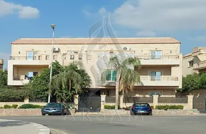 شقة - 3 غرف نوم - 3 حمامات للبيع في شرق الاكاديمية - مدينة القاهرة الجديدة - القاهرة