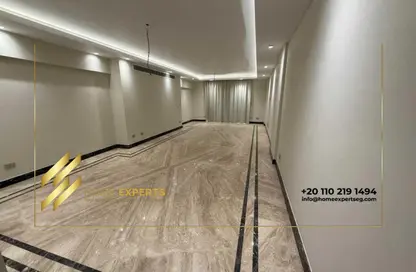 Apartment - 3 Bedrooms - 3 Bathrooms for sale in Galleria Residences - South Investors Area - New Cairo City - Cairo