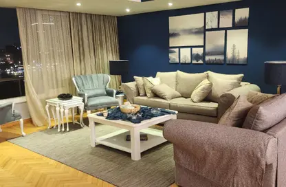 Apartment - 2 Bedrooms - 2 Bathrooms for rent in Zamalek - Cairo