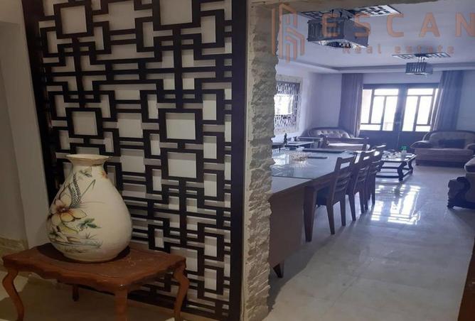 8042401 - Property Image 3