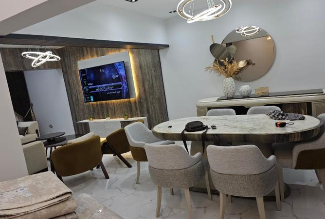 8205106 - Property Image 2