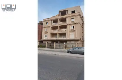 شقة - 3 غرف نوم - 2 حمامات للبيع في المجاورة الاولي - الحي الاول شرق - مدينة الشروق - القاهرة