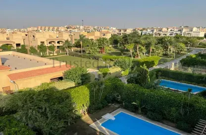 فيلا - 5 غرف نوم - 4 حمامات للبيع في زيزينيا فلاورز - الحي الخامس - مدينة الشروق - القاهرة